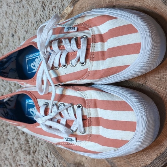 VANS Off the Wall UltraCush Stripe Tennis Shoe EUC SZ 7.5 - Picture 9 of 12